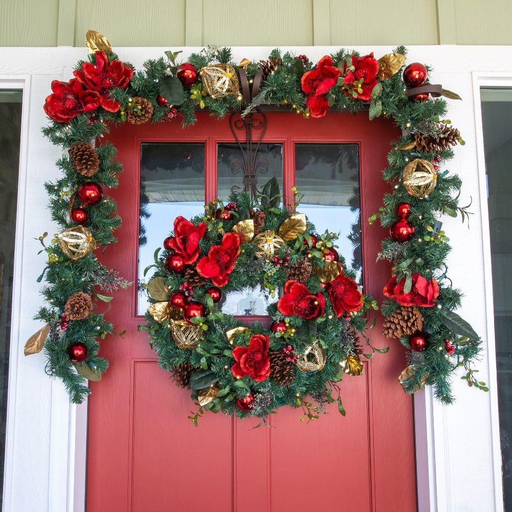 Red Magnolia Garland: Ein atemberaubender Red Garland zu Weihnachten