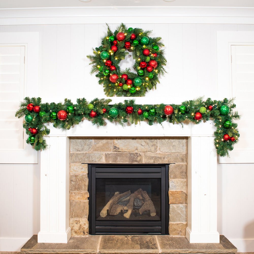 Weihnachts-Cheer Red & Green Wreath