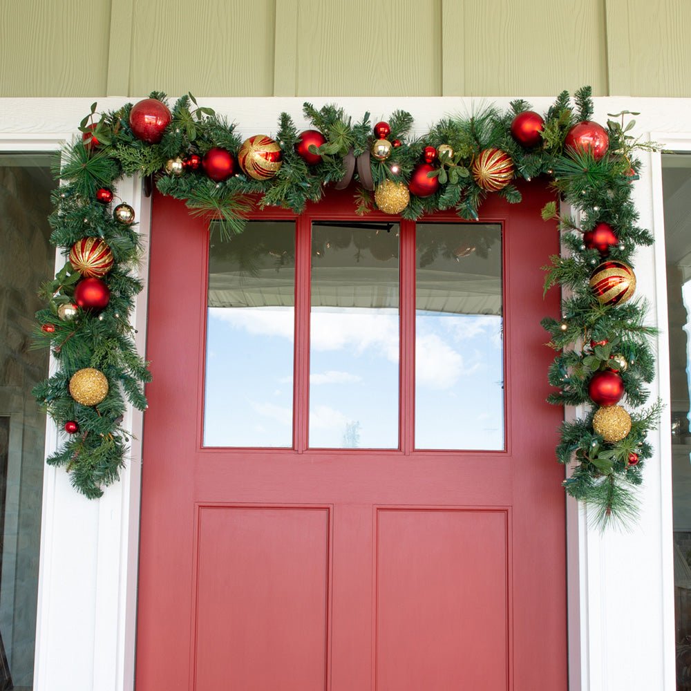 Weihnachtsklassiker Rot & Gold Garland - 9 Fuß