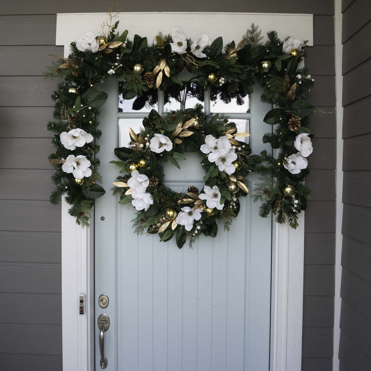 Weißgold Magnolie beleuchtet Weihnachtskranz