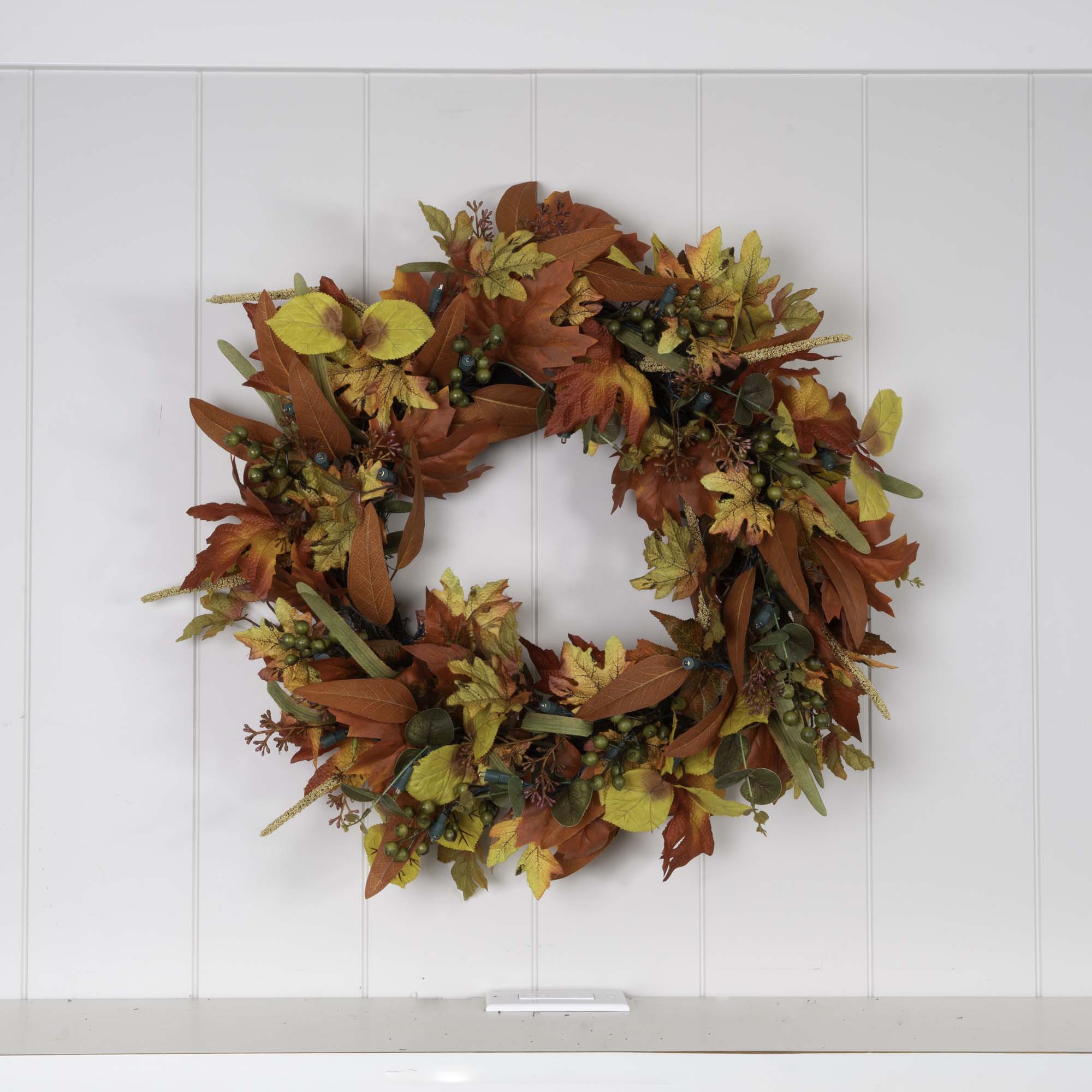 Fall Harvest Leaf Lighted Wreath (Blatt befeuerter Kranz)