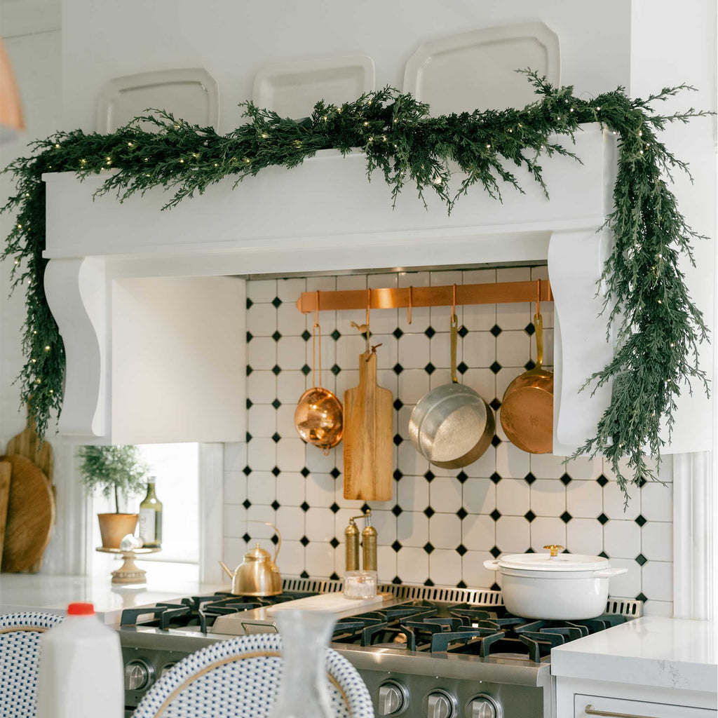 Cedar Pre-Lit LED Garland