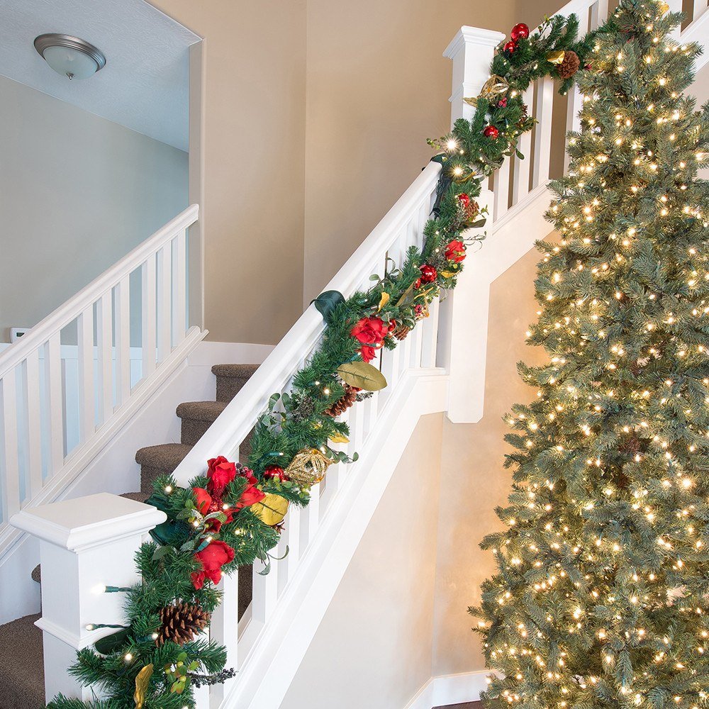Garland Ties zum Schutz des Banisters